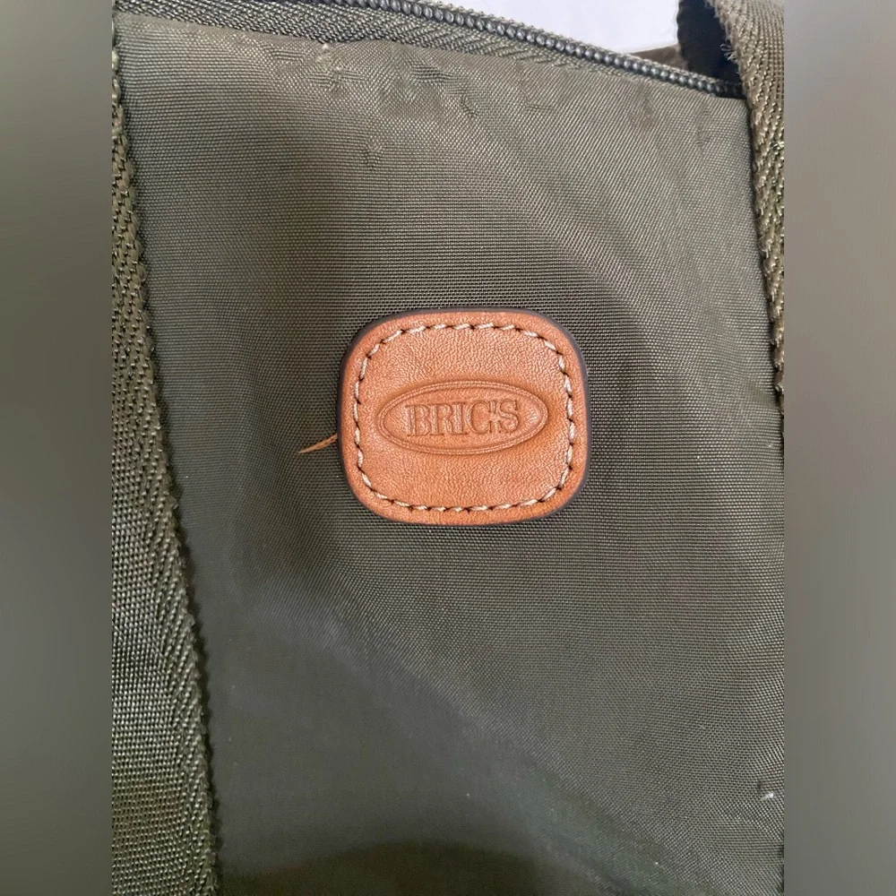 Bric Backpack - Picture 2 of 8